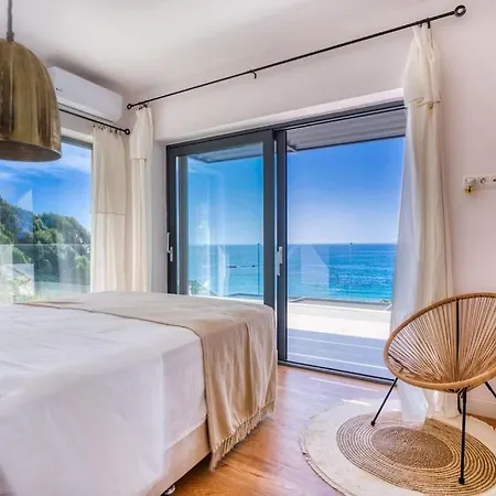Archangelo Bay On The Vila *