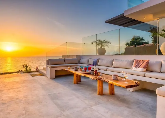 Villa Archangelo Bay On The *