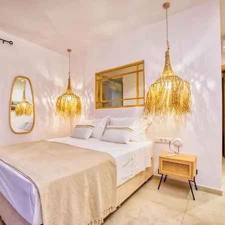 Archangelo Bay On The Villa