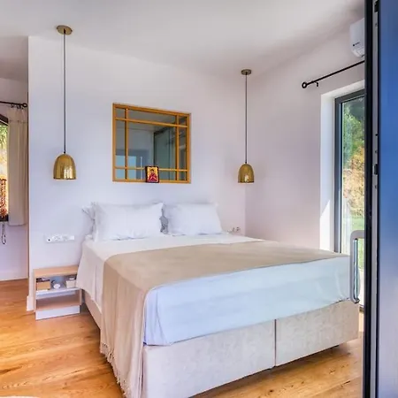 Archangelo Bay On The