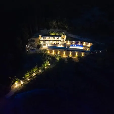 Villa Archangelo Bay On The *