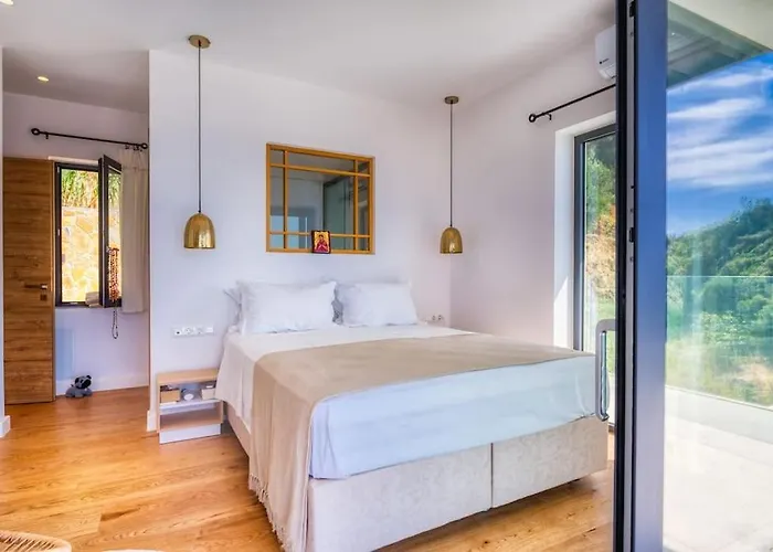 Archangelo Bay On The